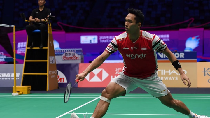 Jonatan Christie tiếp tục đà thăng hoa vào cuối mùa giải, khi vào vòng 2 giải cầu lông Hylo Open 2025