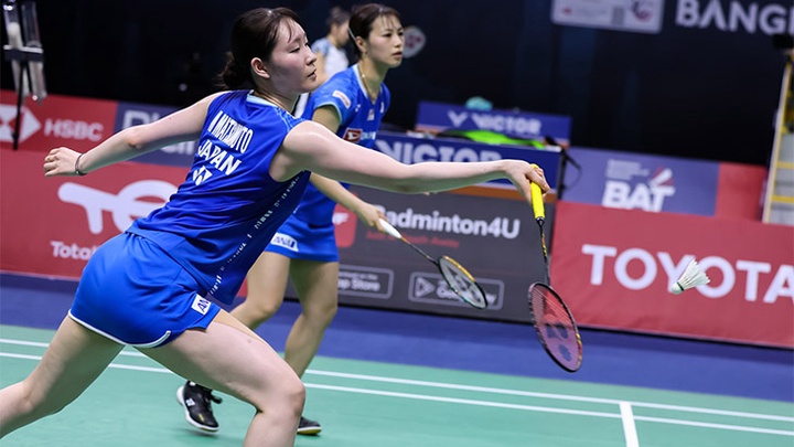 Cặp đôi nữ Nhật Bản giành vé vào bán kết giải cầu lông World Tour Finals 2025 đầy kịch tính