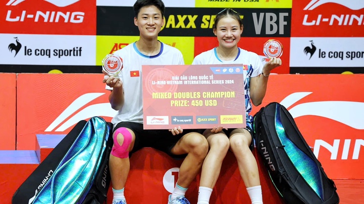 Đôi nam nữ Trần Đình Mạnh / Phạm Thị Khánh vô địch Giải cầu lông Li-Ning Vietnam International Series 2024