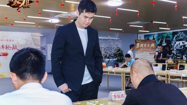 'Kỳ vương' Cờ tướng Vương Thiên Nhất nhận án gần 3 năm tù vì vụ 'mua bán ván cờ' chấn động