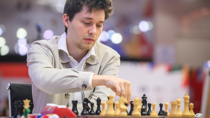 Cờ Vua Thế Giới FIDE 2025: Andrey Esipenko giành suất cuối cùng dự Giải Ứng Cử Viên kèm gần 1,6 tỷ đồng