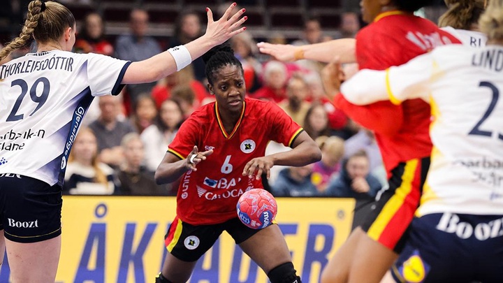 Đến lượt Angola hạ Thụy Điển trong trận đấu cuối cùng của Vòng bảng giải bóng ném nữ vô địch thế giới