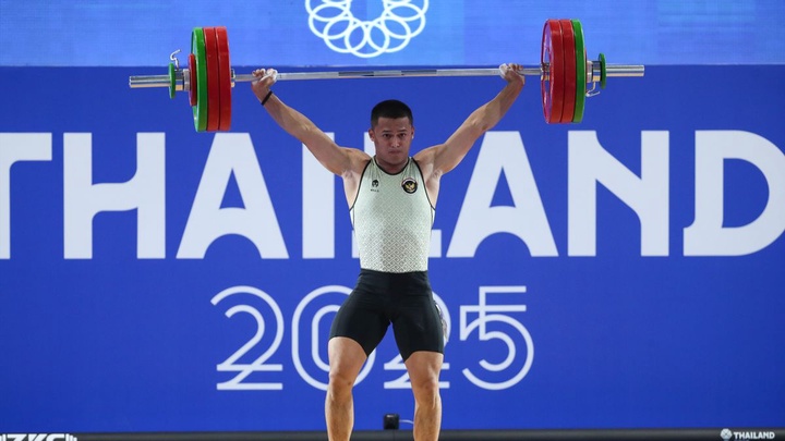 Phá 2 kỷ lục cử tạ thế giới tại SEA Games 2025, Rizki Juniansyah hướng đến Thế Vận Hội 2028