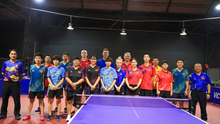 Bóng bàn Việt Nam 'thử lửa' với Nga: Nguyễn Anh Tú sáng nhất, sẵn sàng săn Vàng SEA Games 33