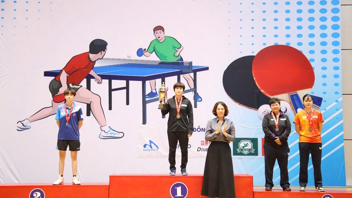 Nguyễn Khoa Diệu Khánh và Đinh Anh Hoàng đăng quang Giải Bóng bàn Các cây vợt xuất sắc Quốc gia 2025