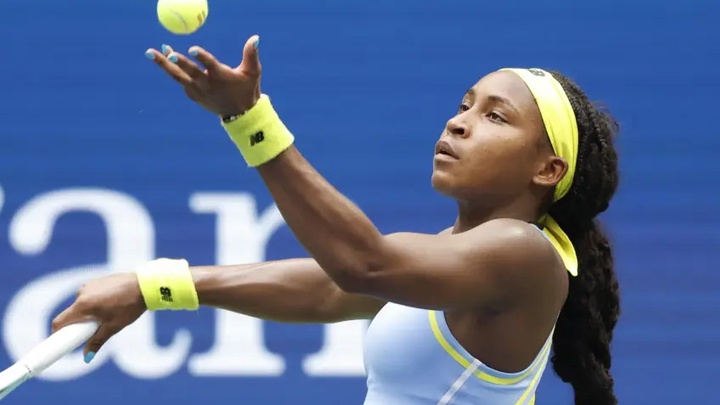 "Thần đồng" quần vợt Mỹ Coco Gauff lại thất vọng về cú giao bóng tại Montreal