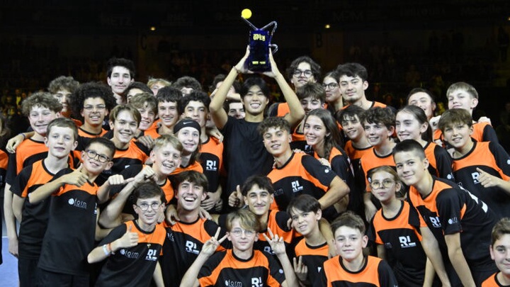 Tay vợt gốc Việt Learner Tien lần đầu vô địch ATP Moselle Open 2025 ở tuổi 19 khi hạ cựu top 10 quần vợt thế giới