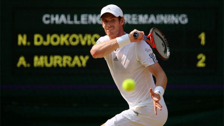 Cây vợt giúp Andy Murray vô địch giải quần vợt Wimbledon 2013 được đấu giá gần 2 tỷ đồng
