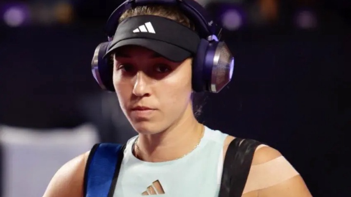 Jessica Pegula th&uacute; nhận l&yacute; do tại sao c&ocirc; ấy kh&ocirc;ng muốn ở kh&aacute;ch sạn với  những tay vợt quần vợt kh&aacute;c