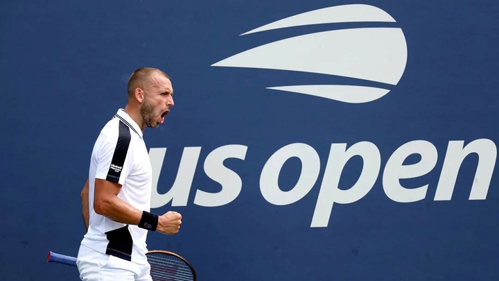 Dan Evans thắng trận đấu dài nhất lịch sử tennis US Open