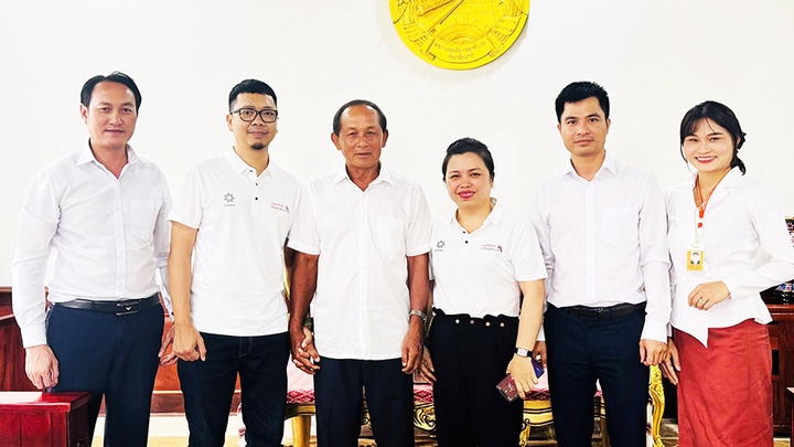 Viettel Marathon 2024 nhận được sự ủng hộ nhiệt tình của chính quyền địa phương Luang Prabang, Lào