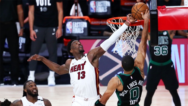 Bam Adebayo tung cú block đỉnh nhất vòng Playoffs, Miami Heat thắng ...