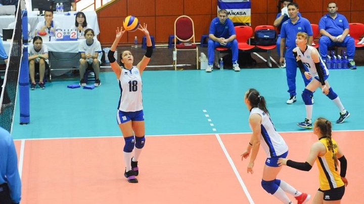 Chiến Thuật Chuyền 2 Trong Thi Đấu