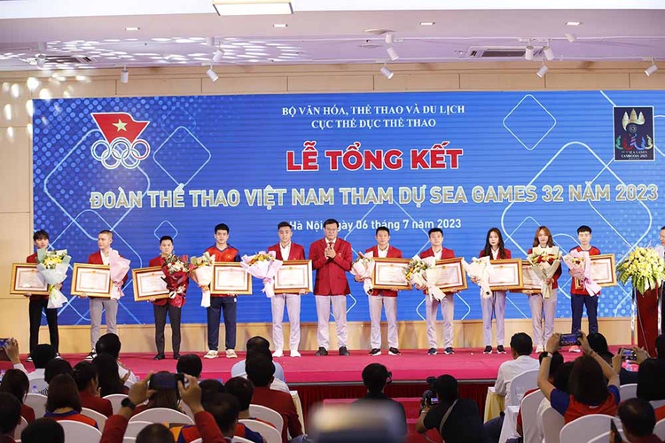 Trên 35 tỉ đồng tiền thưởng cho đoàn TTVN giành ngôi nhất toàn đoàn SEA Games 32 