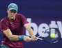 Tennis bán kết Miami Open 2023: Sinner gây sốc ngược dòng trước số 1 thế giới Alcaraz