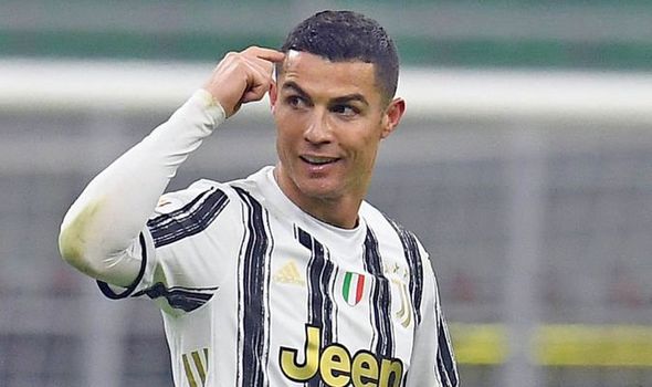 Ronaldo cần ghi bàn thế nào để phá kỷ lục 100 bàn ở Juventus?