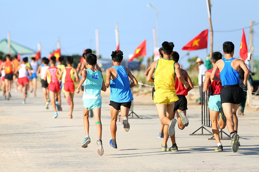 200 VĐV phong trào vinh dự đua cùng tuyển thủ marathon ở SEA Games 31