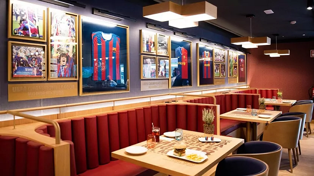 Món ăn nào khiến Messi và các ngôi sao Barca phát cuồng?