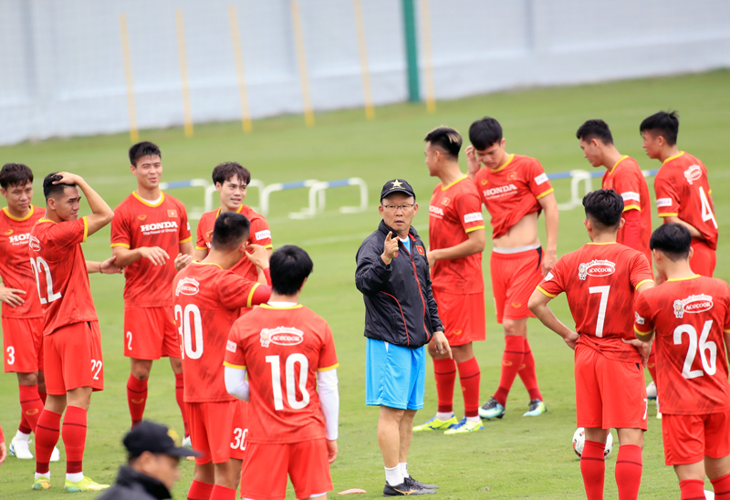 Danh sách ĐT Việt Nam 2021 dự VL World Cup 2022 mới nhất: Ông Park giữ Văn Hậu; quân Hà Nội, HAGL áp đảo