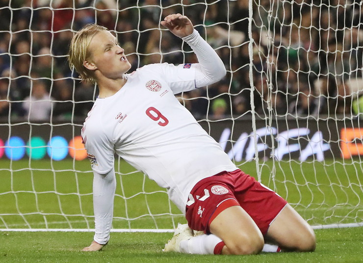 Đan Mạch thăng hoa tại EURO 2021 bằng vũ khí sút xa