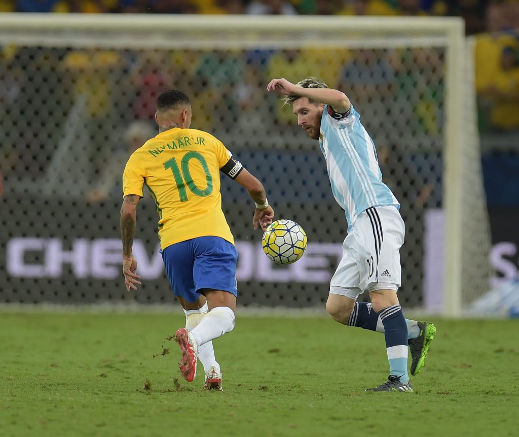 Đội hình ra sân Brazil vs Argentina dự kiến: Neymar đấu Messi 