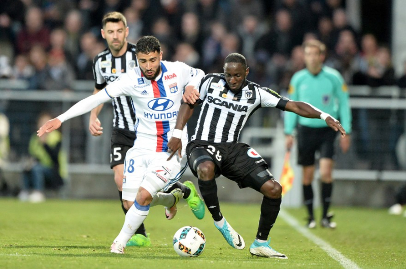 Trực tiếp bóng đá Angers vs Lyon trên kênh nào?