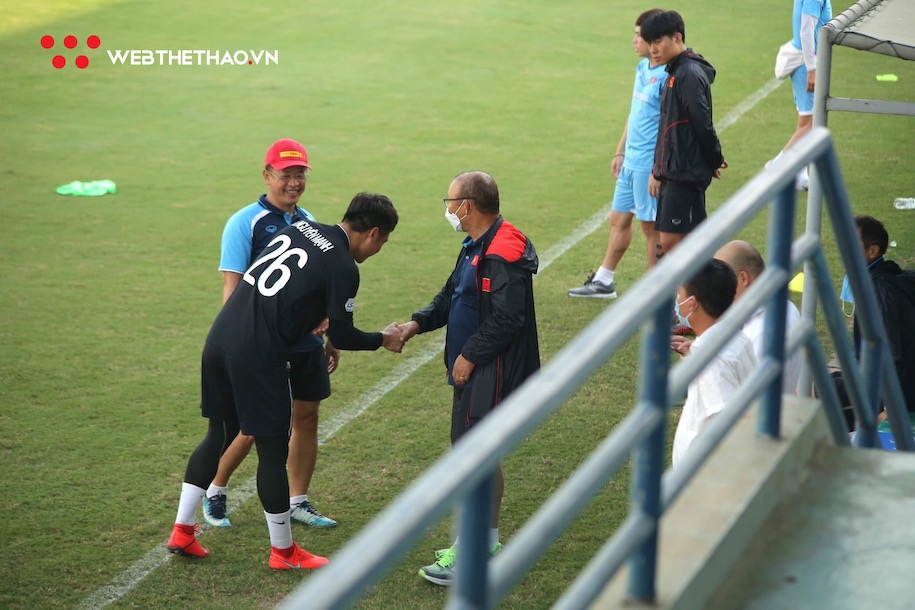 HLV Park Hang Seo bất ngờ bổ sung thủ môn cho tuyển Việt Nam