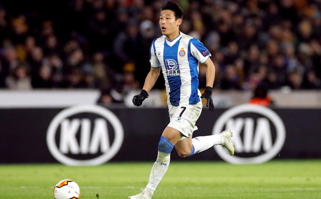 Thắng Real Madrid, tiền đạo số 1 Trung Quốc hào hứng đối đầu Việt Nam