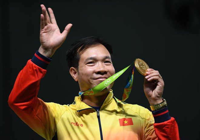 Nhà vô địch Olympic Hoàng Xuân Vinh làm thầy ở tuyển bắn súng Việt Nam