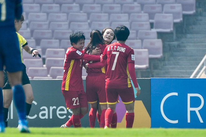 Kết quả Nữ Việt Nam 2-0 Thái Lan: Thêm một món quà mừng năm mới