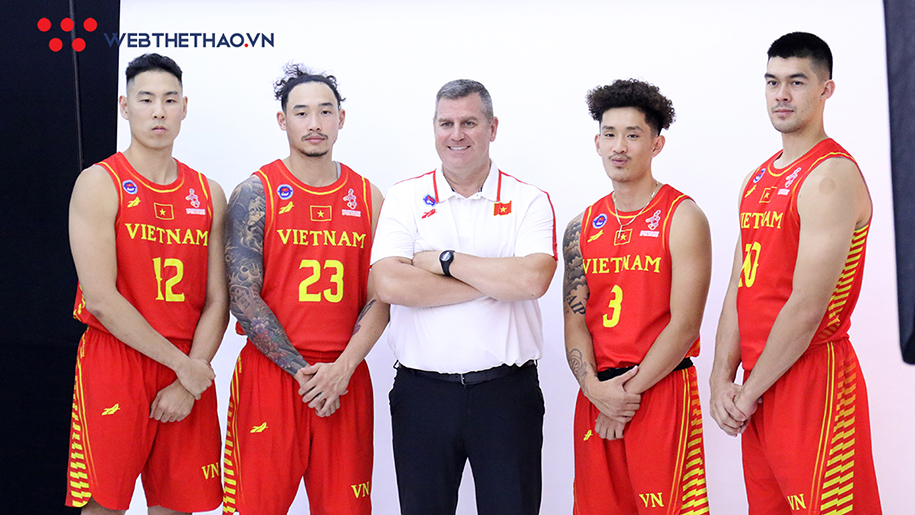 Hé lộ: Chris Dierker sẽ góp mặt trong đội tuyển bóng rổ Việt Nam dự SEA Games 31?