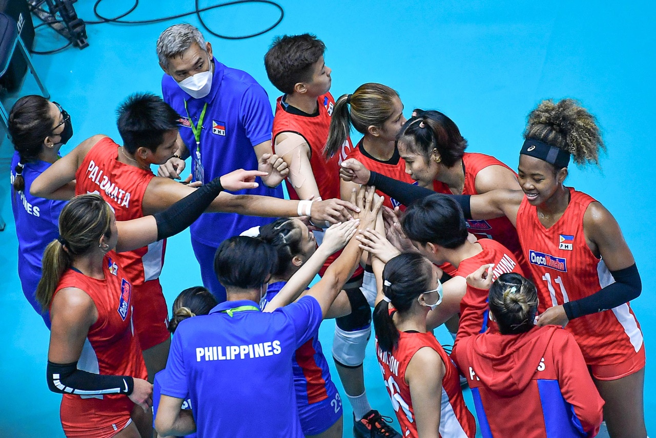 Đội tuyển bóng chuyền nữ Philippines trải qua 5 trận đấu 