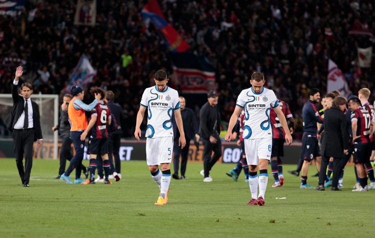 Scudetto đổi chiều: AC Milan sẽ giành chức vô địch với 10 điểm