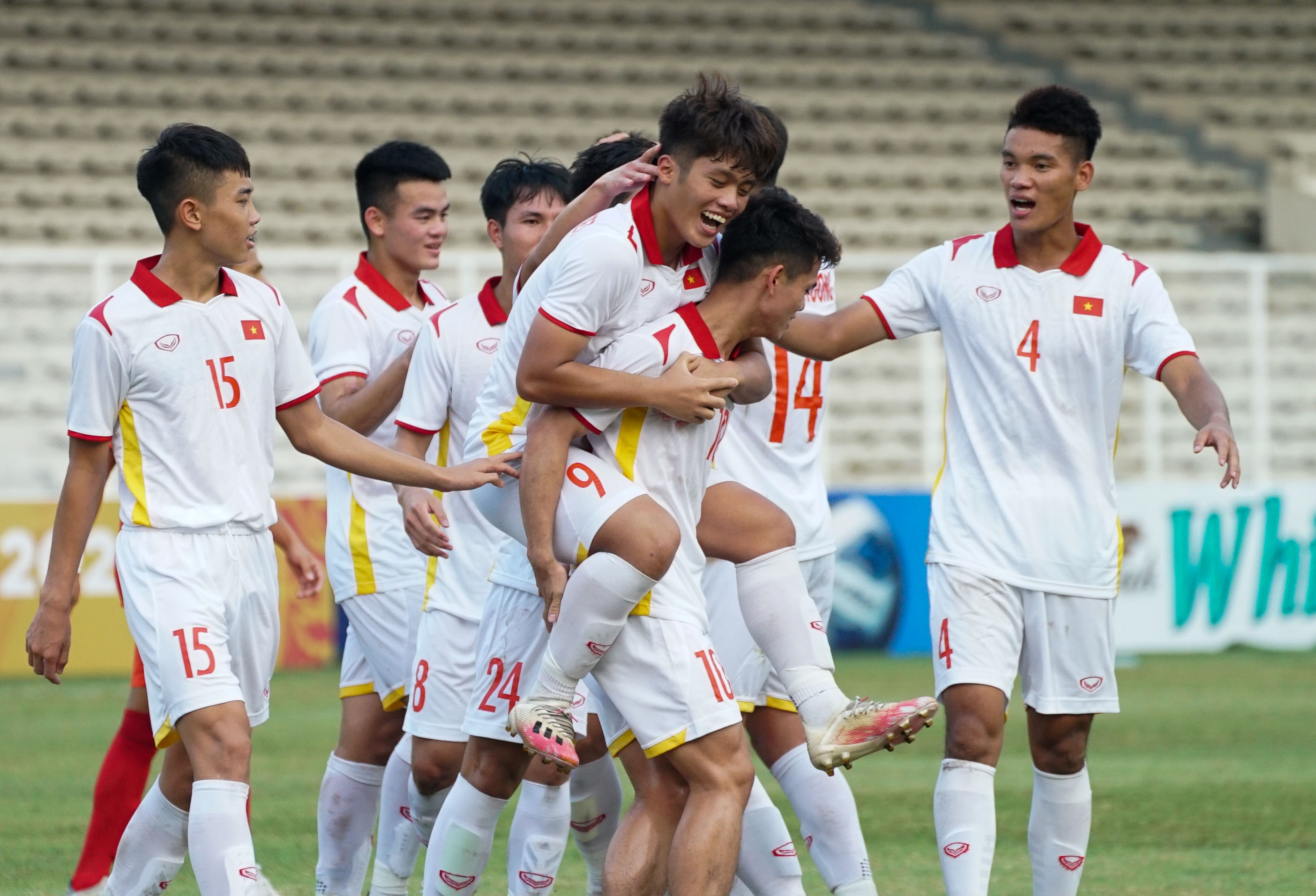 Trực tiếp U19 Việt Nam vs U19 Malaysia: Mục tiêu vào chung kết