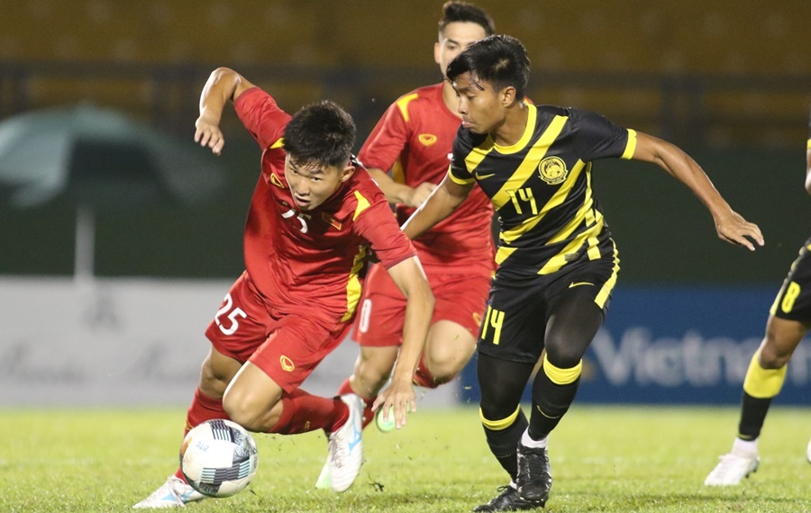 U19 Việt Nam đòi nợ thành công U19 Malaysia trong ngày ông Park, ông Gong dự khán