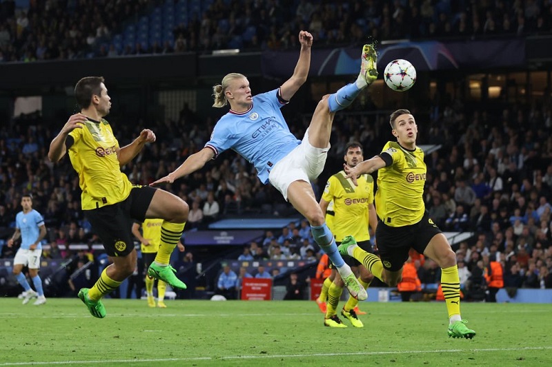 Haaland lại tạo dấu mốc ghi bàn khiến đội bóng cũ Dortmund đau khổ
