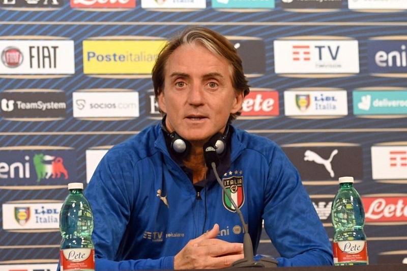 HLV Mancini than thiếu tiền đạo, tuyển Italia thay đổi sơ đồ