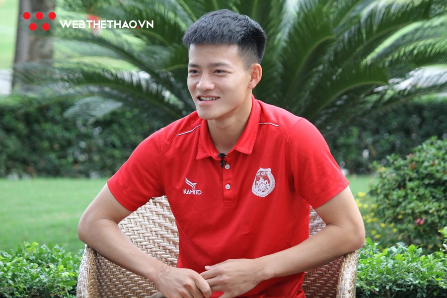 Vua phá lưới hạng Nhất 2022 Thanh Nhàn muốn trở thành mẫu cầu thủ như Phan Văn Đức 