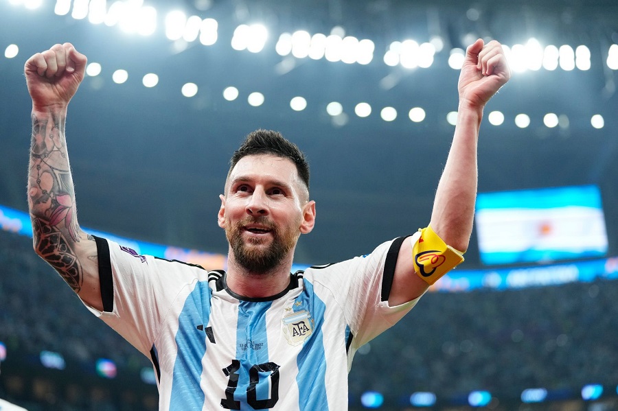 Messi trên đường đến danh hiệu World Cup và giỏi nhất lịch sử