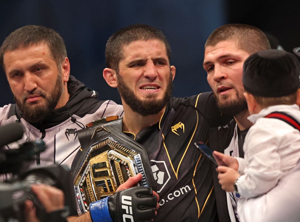 Islam Makhachev xác nhận Khabib vắng mặt tại UFC 284
