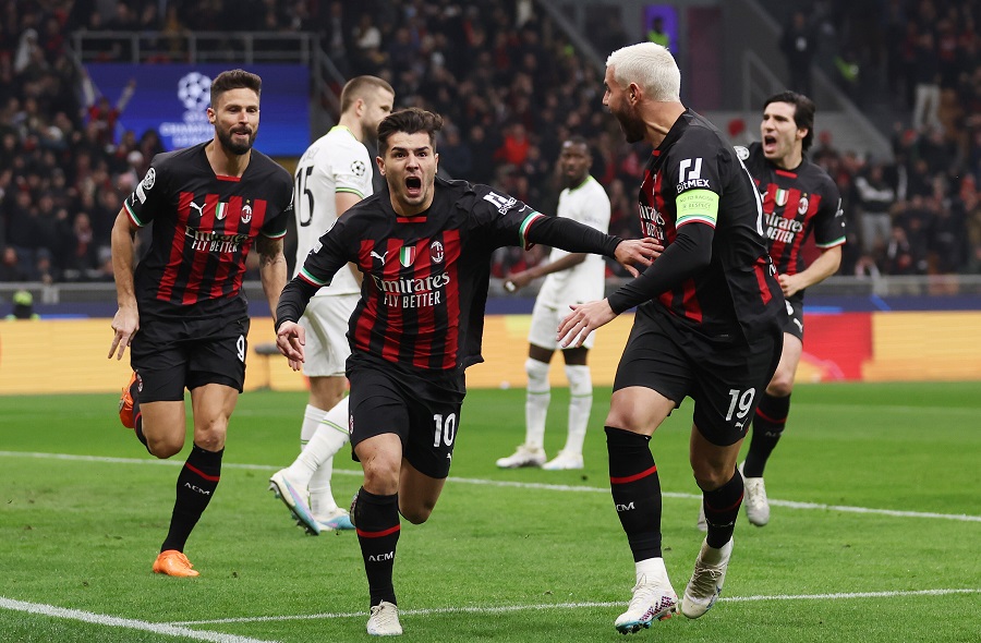 AC Milan thắng ở vòng loại trực tiếp Champions League sau 10 năm
