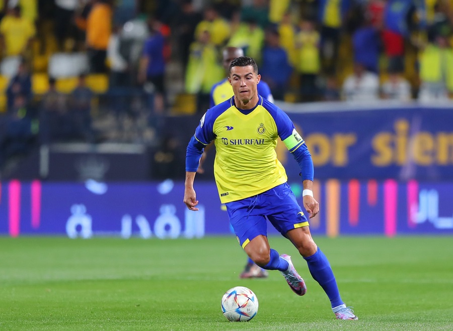 Xem Ronaldo bỏ lỡ cơ hội ghi bàn khó tin cho Al Nassr