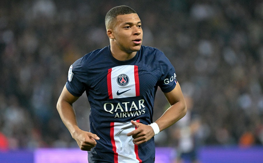 Lương của Mbappe ở PSG bao nhiêu sau khi tính ra tiền Việt?