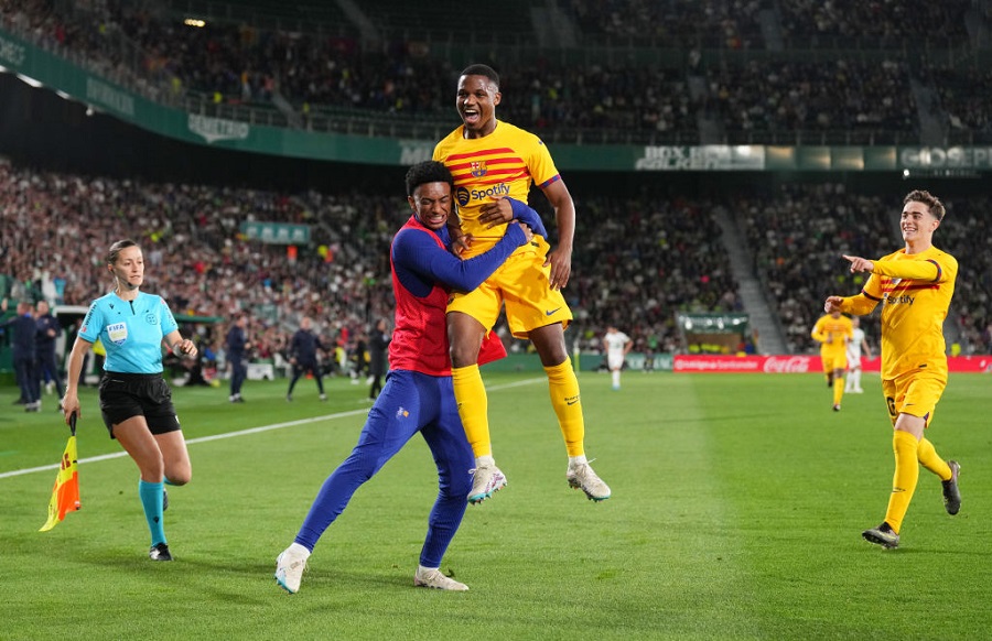 Ansu Fati ghi bàn thắng được mong chờ nhất cho Barca