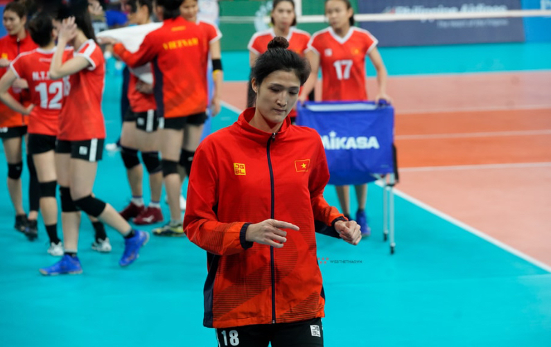 Đội tuyển bóng chuyền nữ Việt Nam nhận tin dữ từ Lưu Thị Huệ