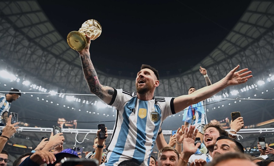 Argentina soán ngôi Brazil, giành lại ngôi đầu bảng xếp hạng FIFA
