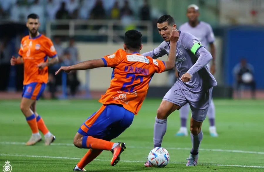 Ronaldo bị chế giễu với thông số tồi tệ trong trận hoà của Al Nassr