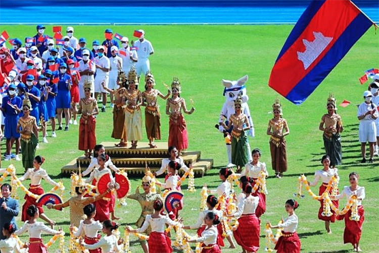 Trực tiếp lễ khai mạc SEA Games 32: Bữa tiệc hoành tráng của chủ nhà Campuchia