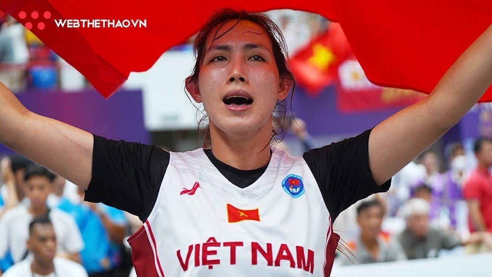 Nước mắt rơi sau tấm HCV SEA Games 32 lịch sử của ĐT bóng rổ 3x3 nữ Việt Nam