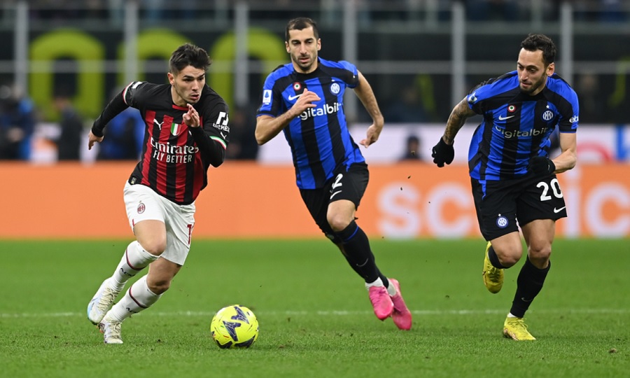 Đội hình ra sân dự kiến Milan vs Inter: Leao khó góp mặt 